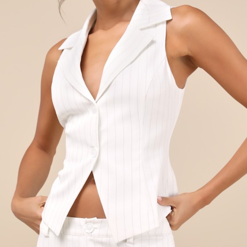 Lulus Chic Viewpoint White Pinstriped Vest Top - Size M